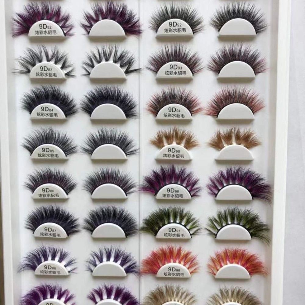 Eyelashes - Picture 3 of 3